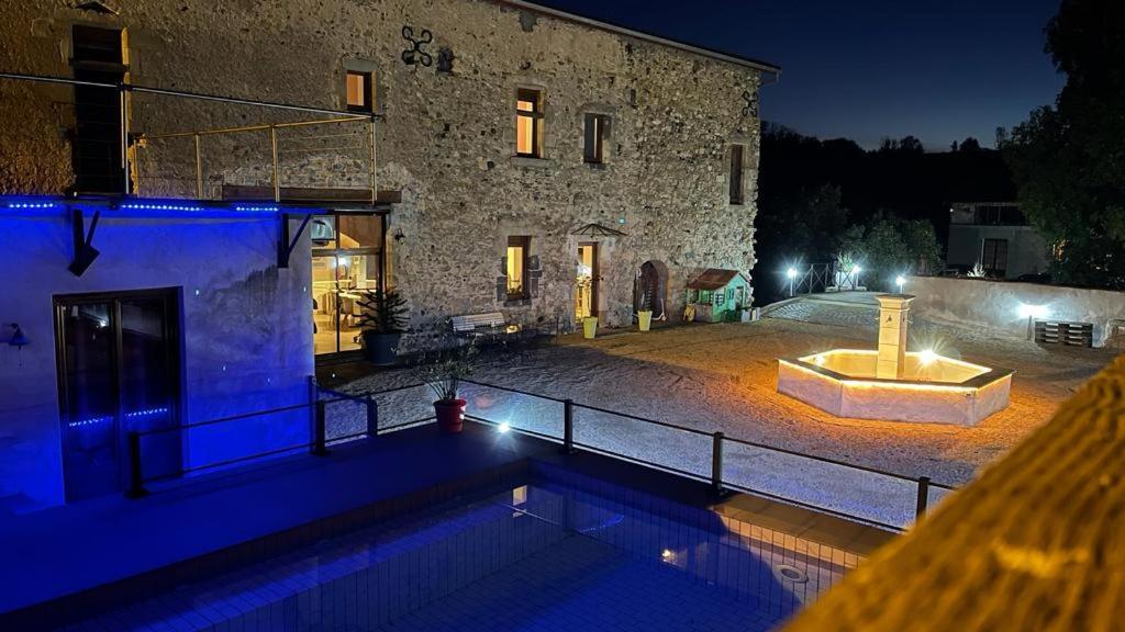 Hotel Tour De Charme Atypique Beauregard-l'Eveque Exterior foto